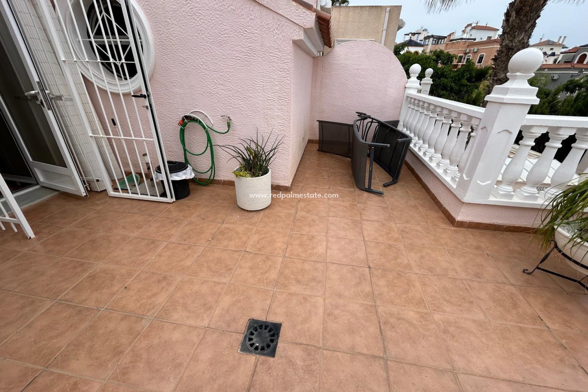 Resale - Terraced house -
Torrevieja - Torreblanca