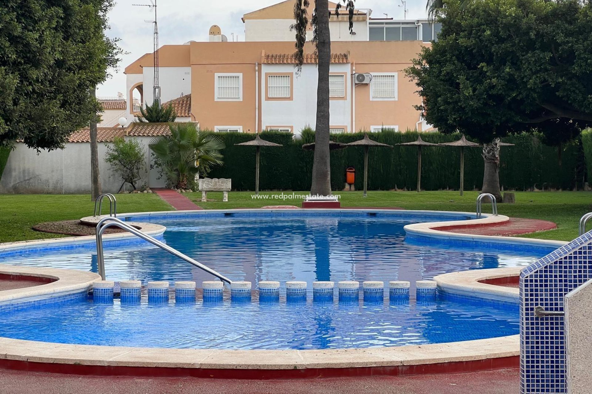 Resale - Terraced house -
Torrevieja - Torretas