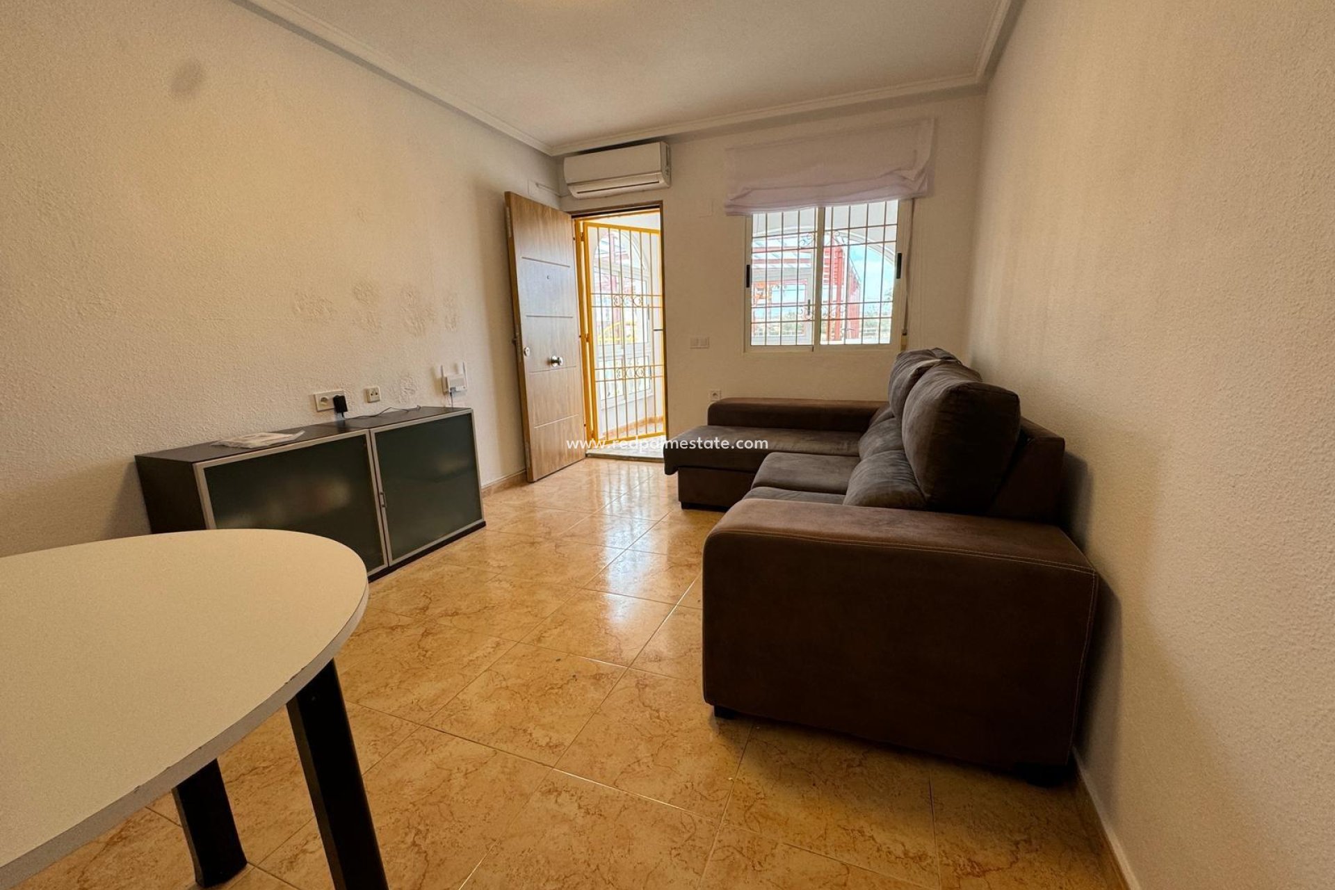 Resale - Terraced house -
Torrevieja - Torretas