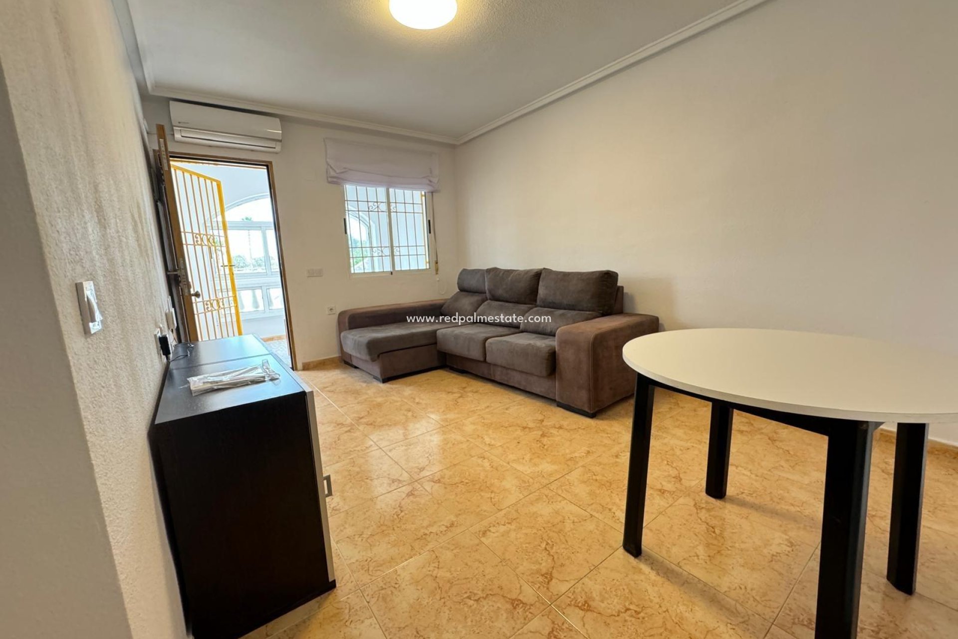 Resale - Terraced house -
Torrevieja - Torretas