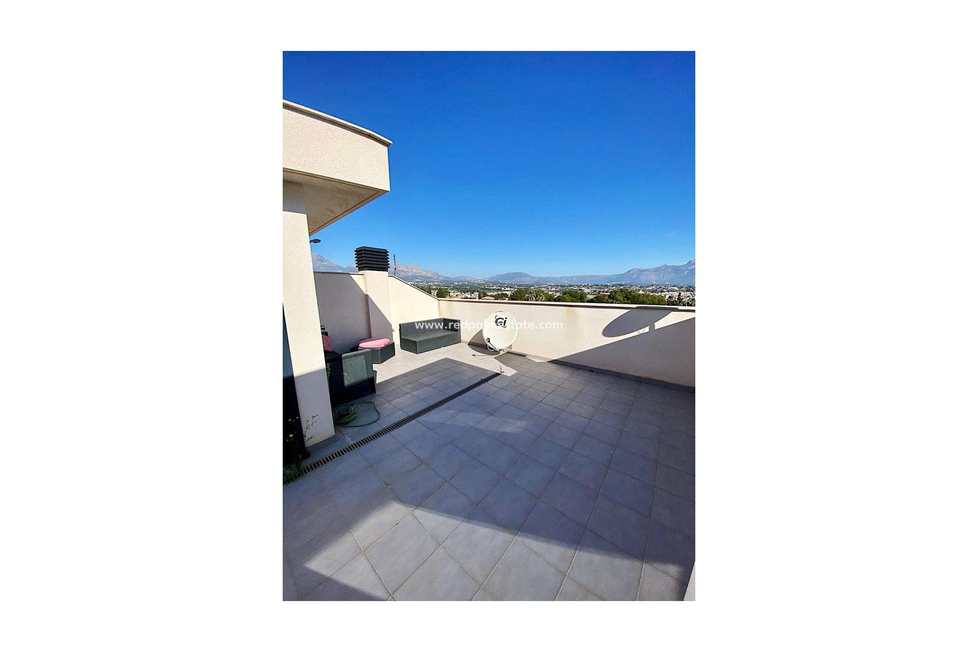Resale - Town House -
Albir - Costa Blanca