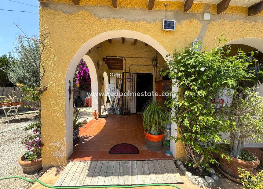 Resale - Town House -
Alfas del Pí - Costa Blanca