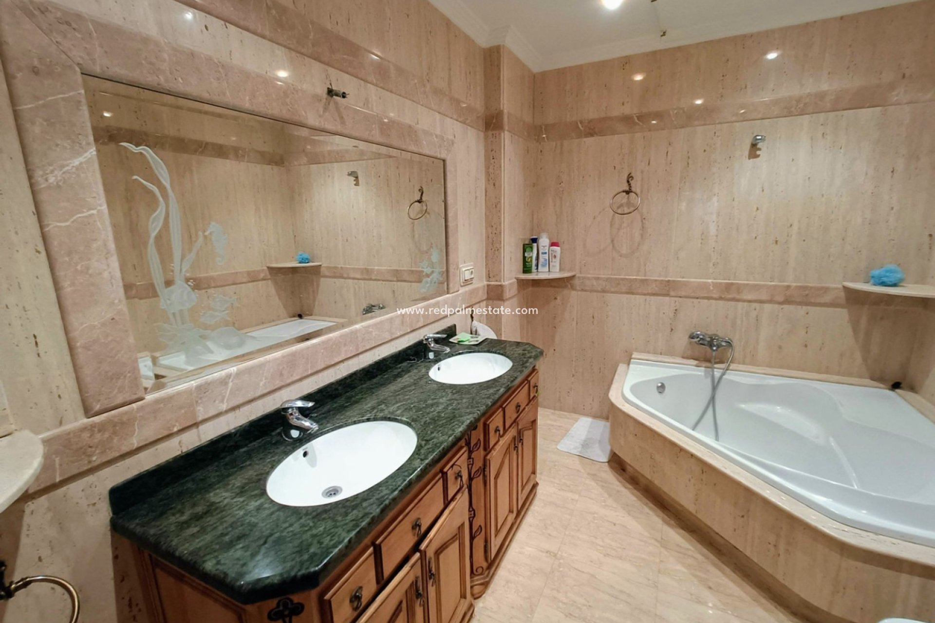 Resale - Town House -
Algueña - Inland