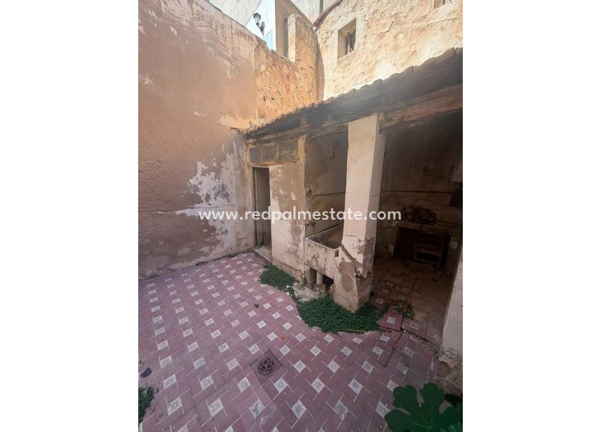 Resale - Town House -
Benejúzar