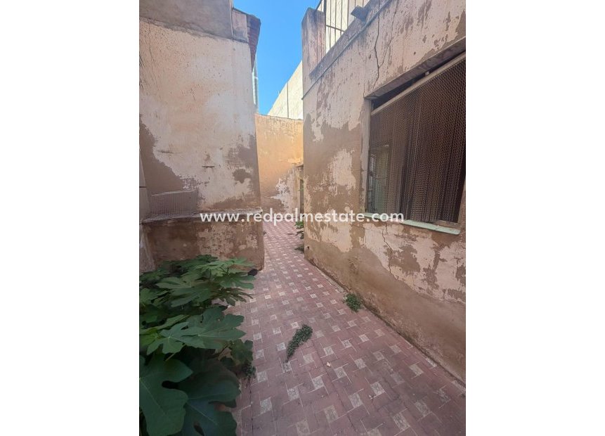 Resale - Town House -
Benejúzar