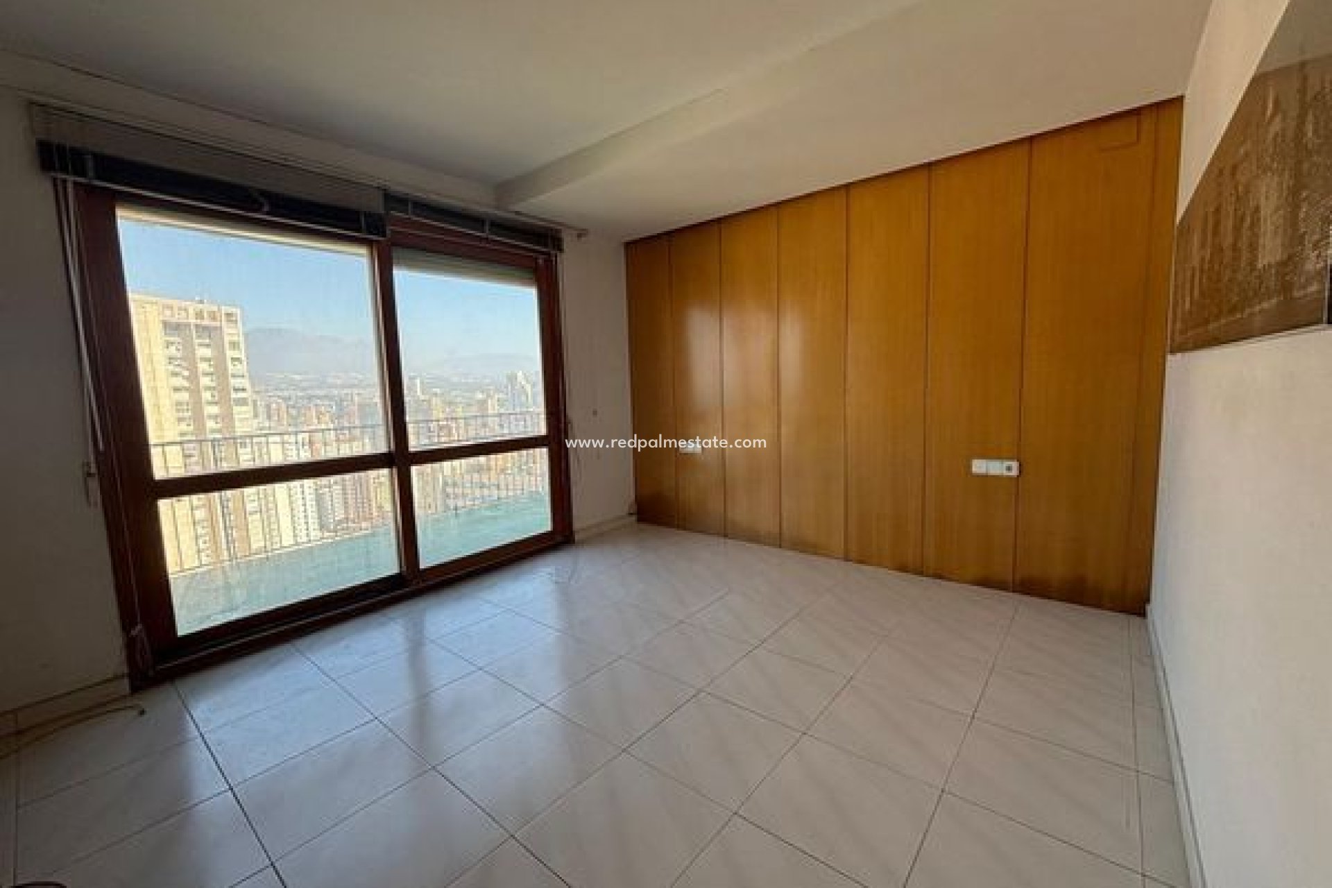 Resale - Town House -
Benidorm - Costa Blanca