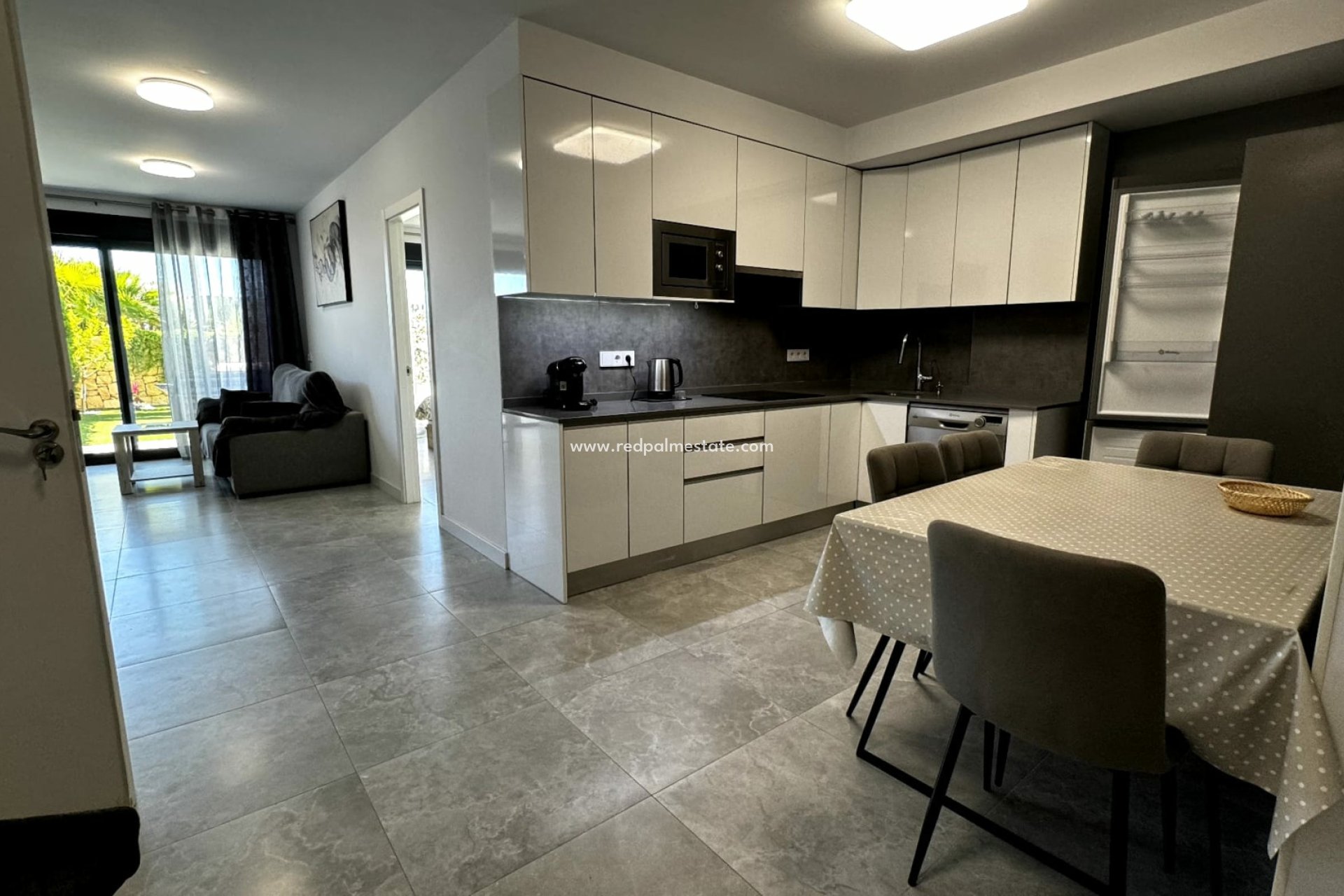 Resale - Town House -
Benidorm - Costa Blanca