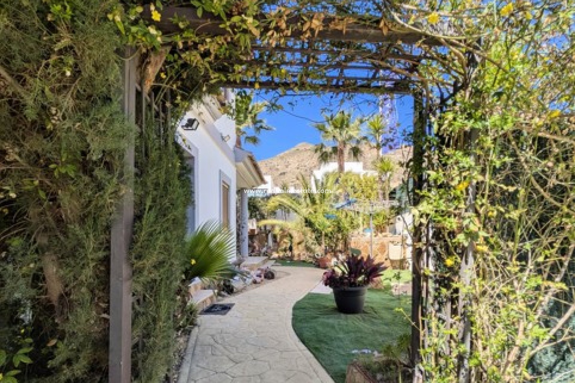 Resale - Town House -
Benidorm - Costa Blanca