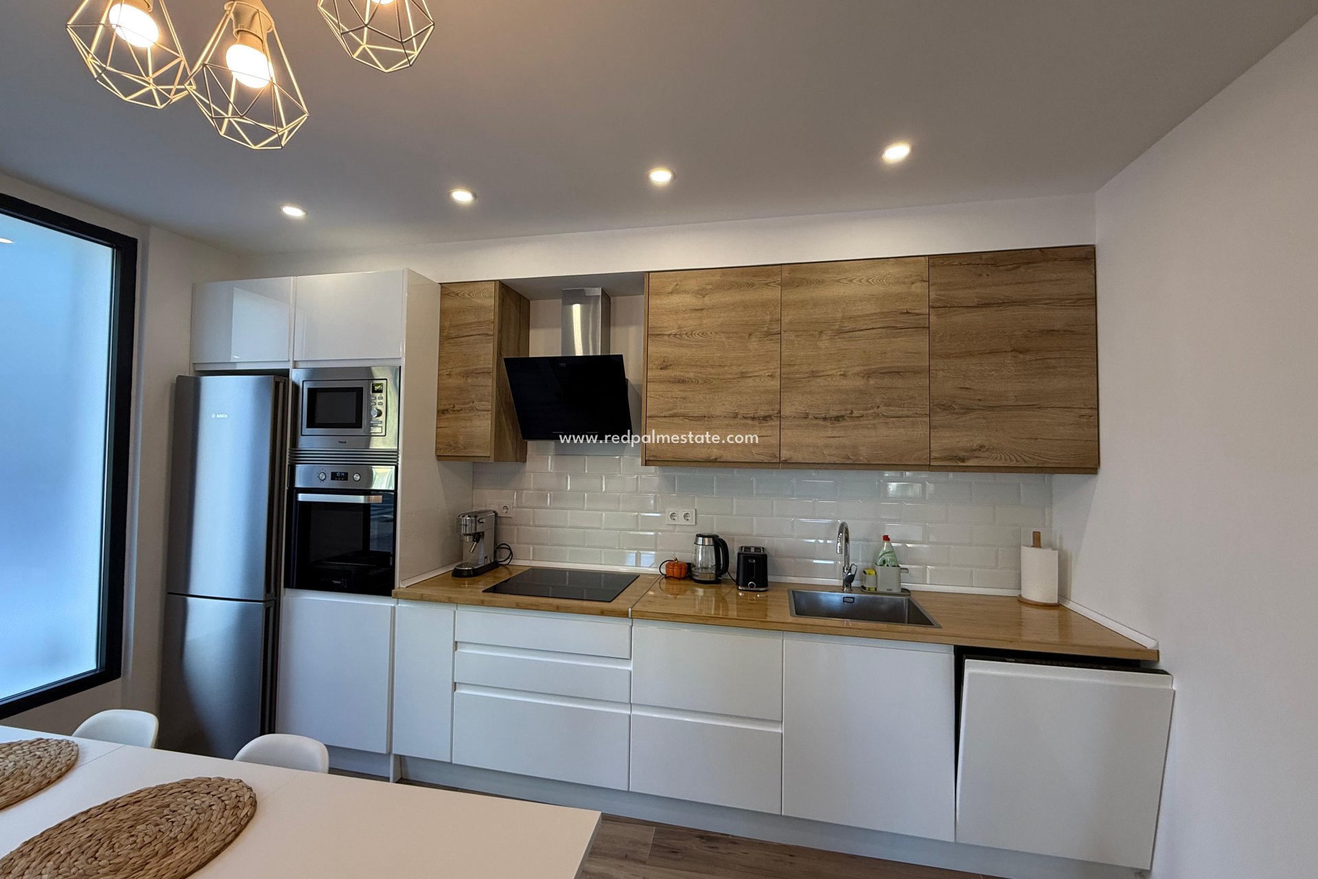 Resale - Town House -
Benidorm - Costa Blanca