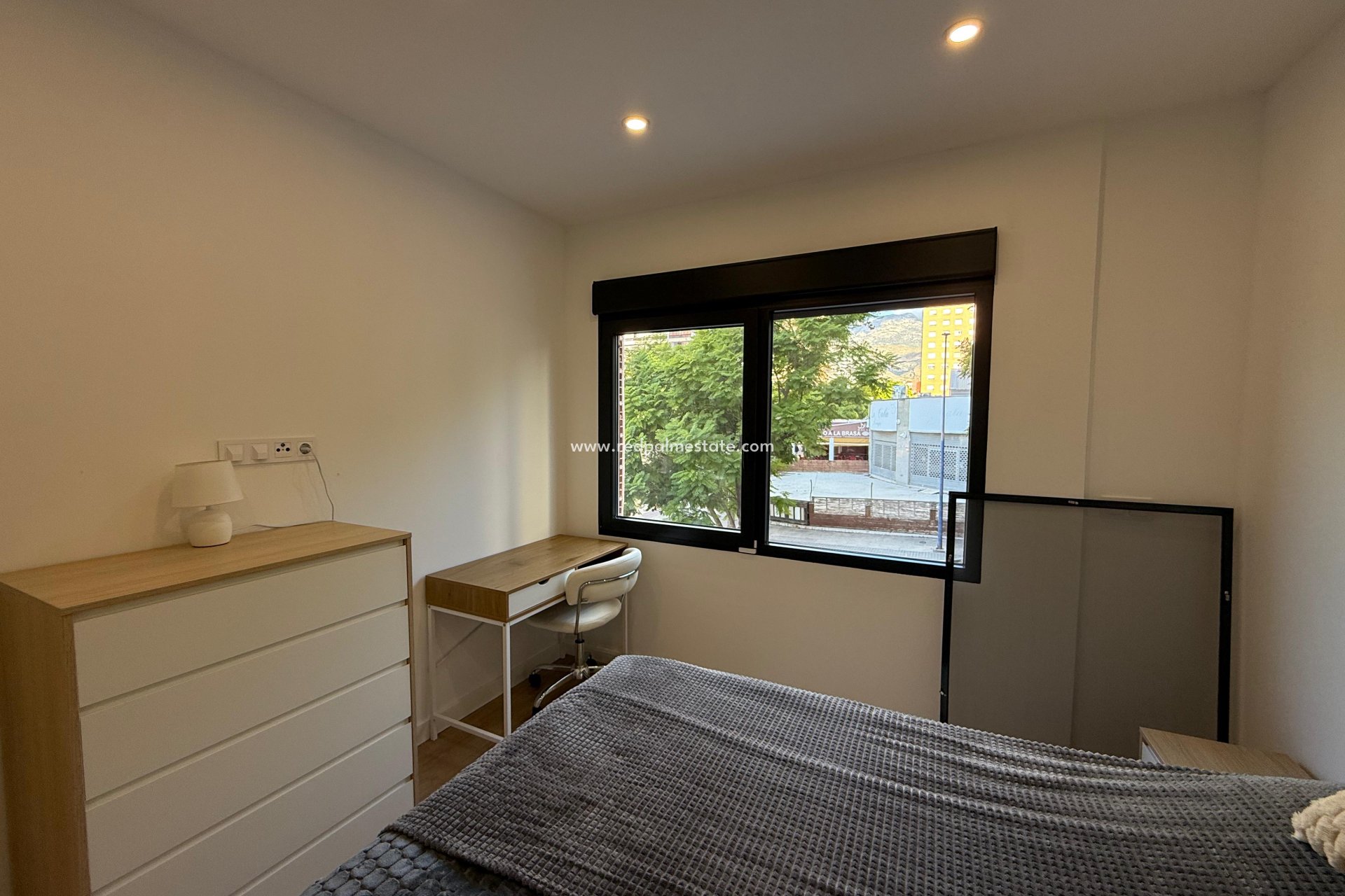 Resale - Town House -
Benidorm - Costa Blanca