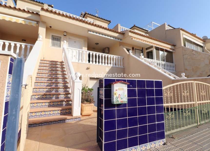 Resale - Town House -
Benijofar