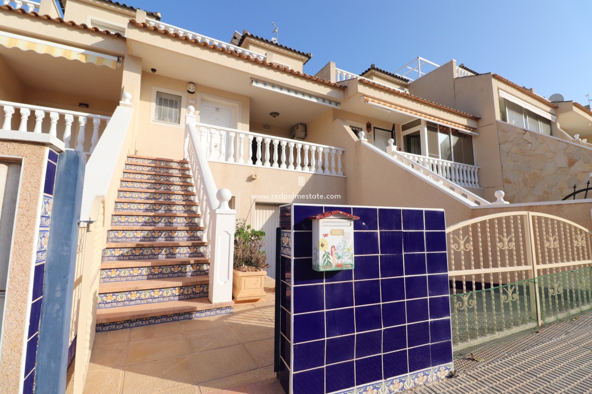 Resale - Town House -
Benijofar