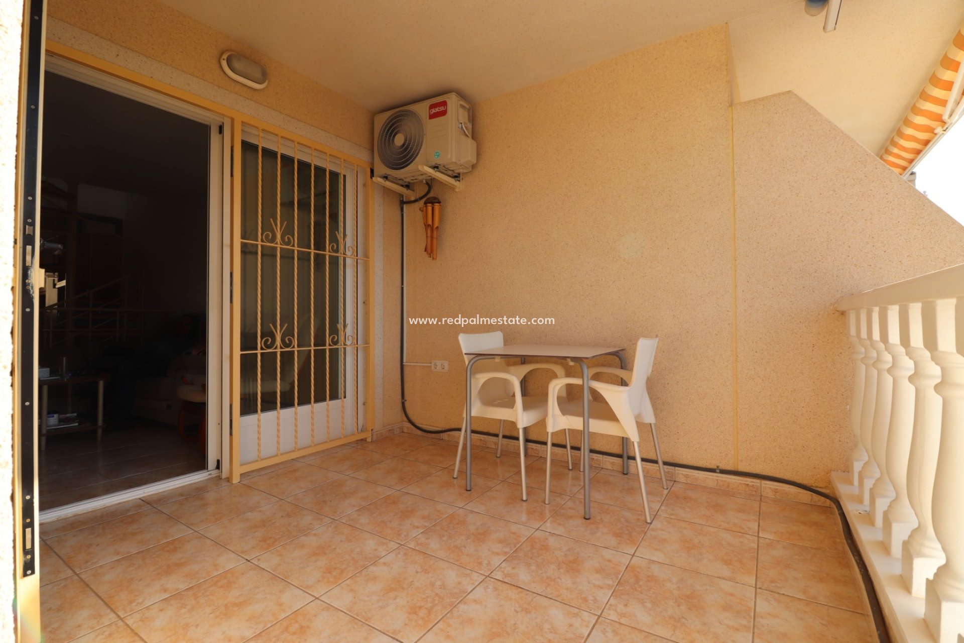 Resale - Town House -
Benijofar