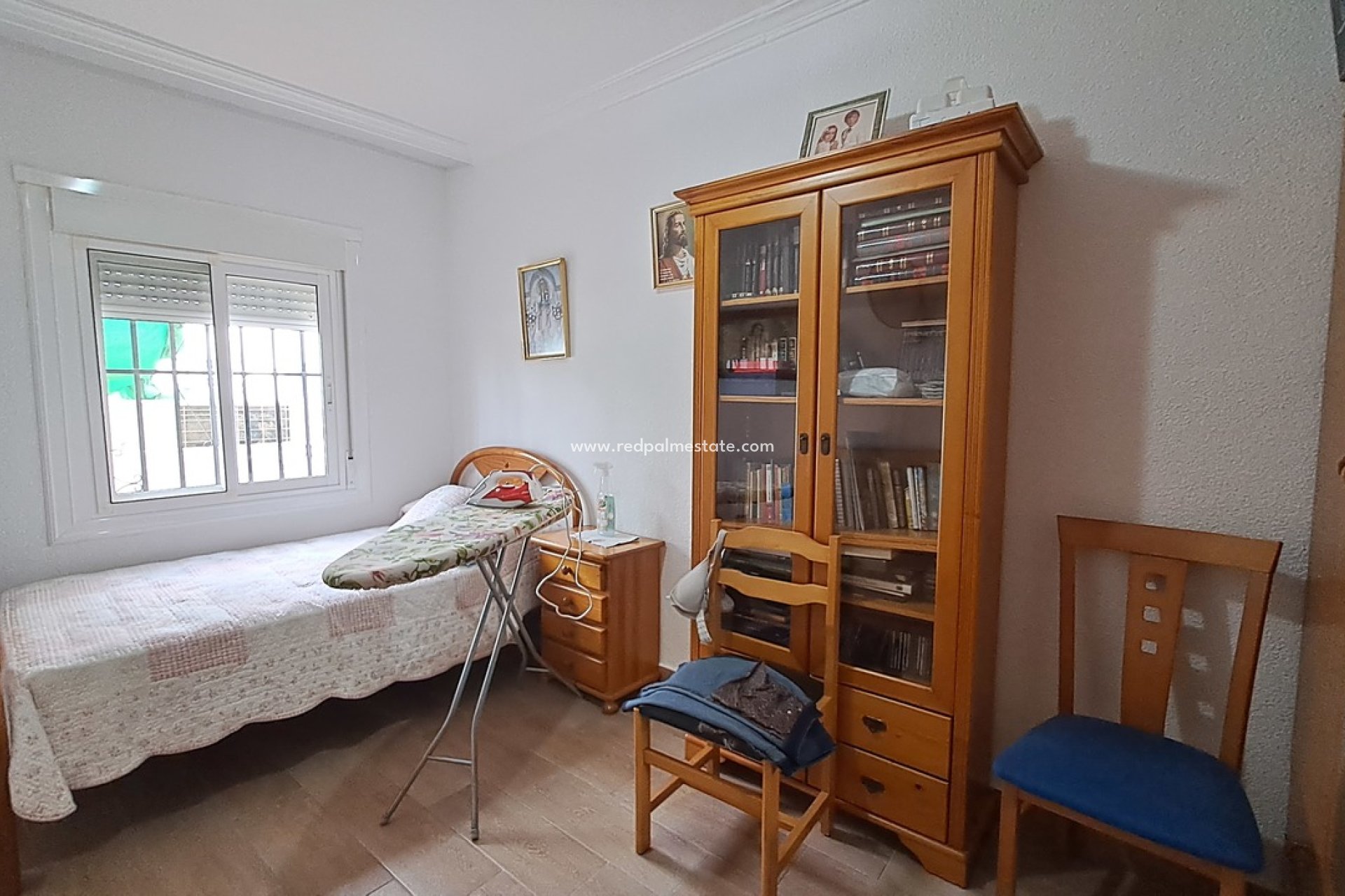 Resale - Town House -
Benijofar