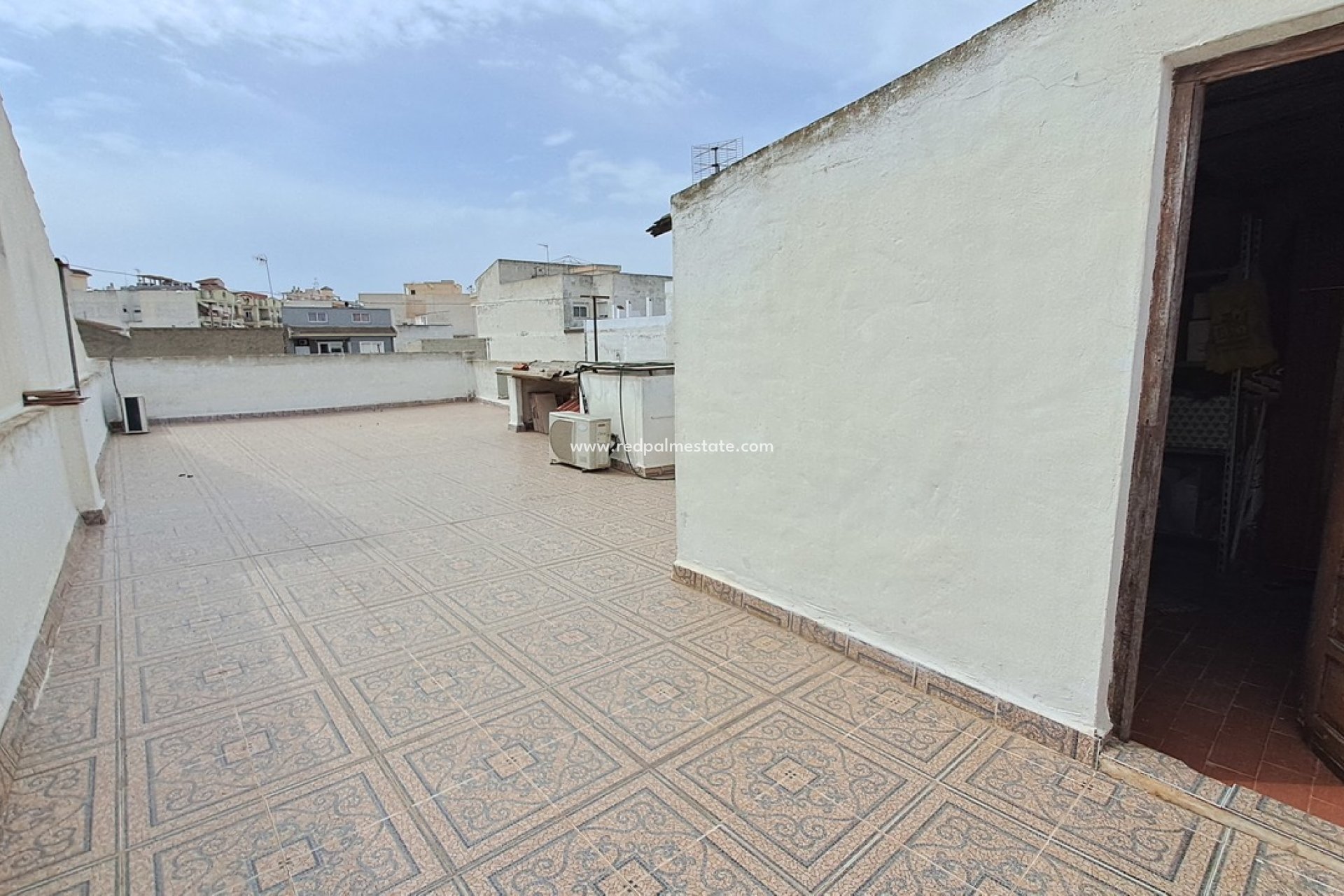 Resale - Town House -
Benijofar