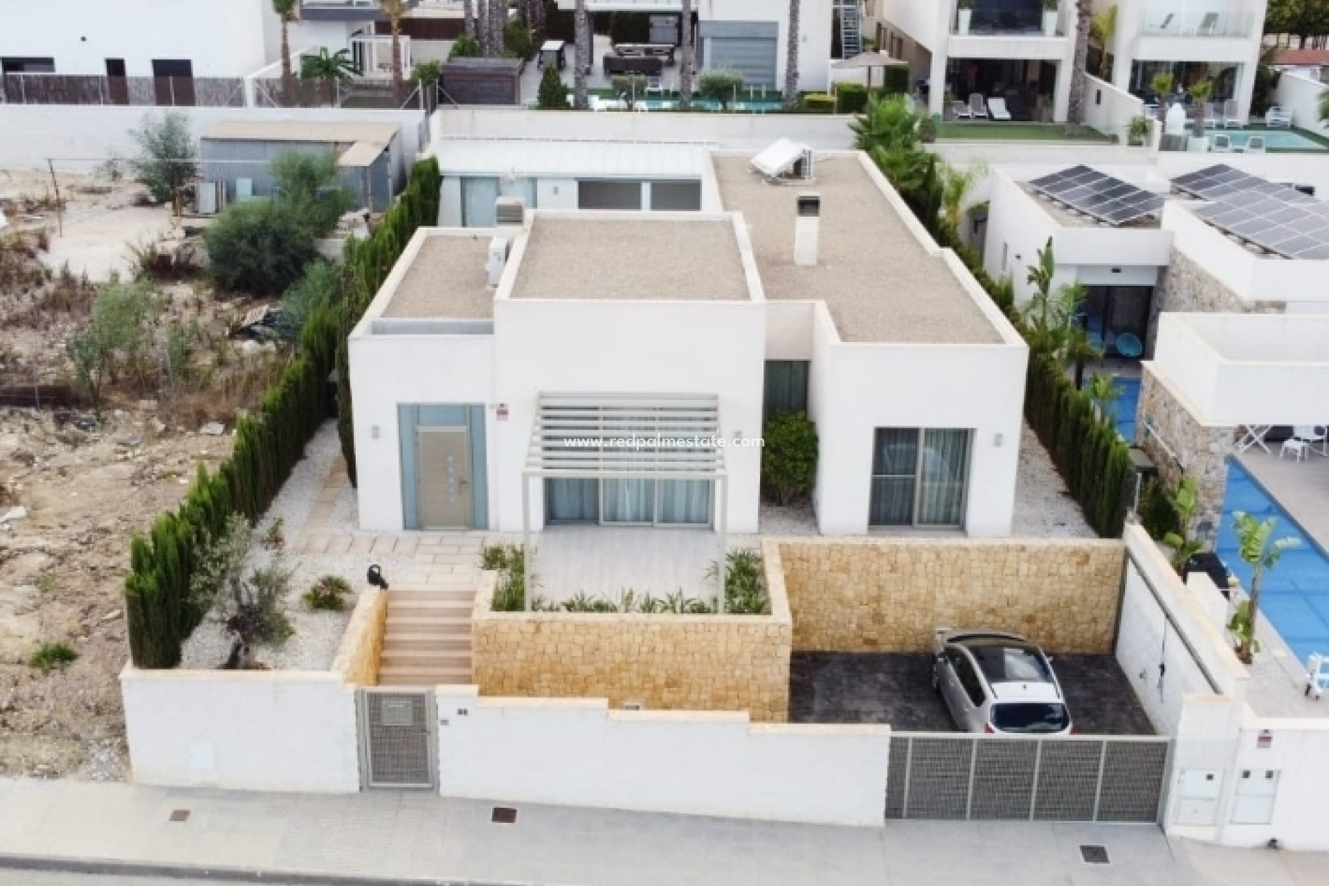 Resale - Town House -
Benijofar