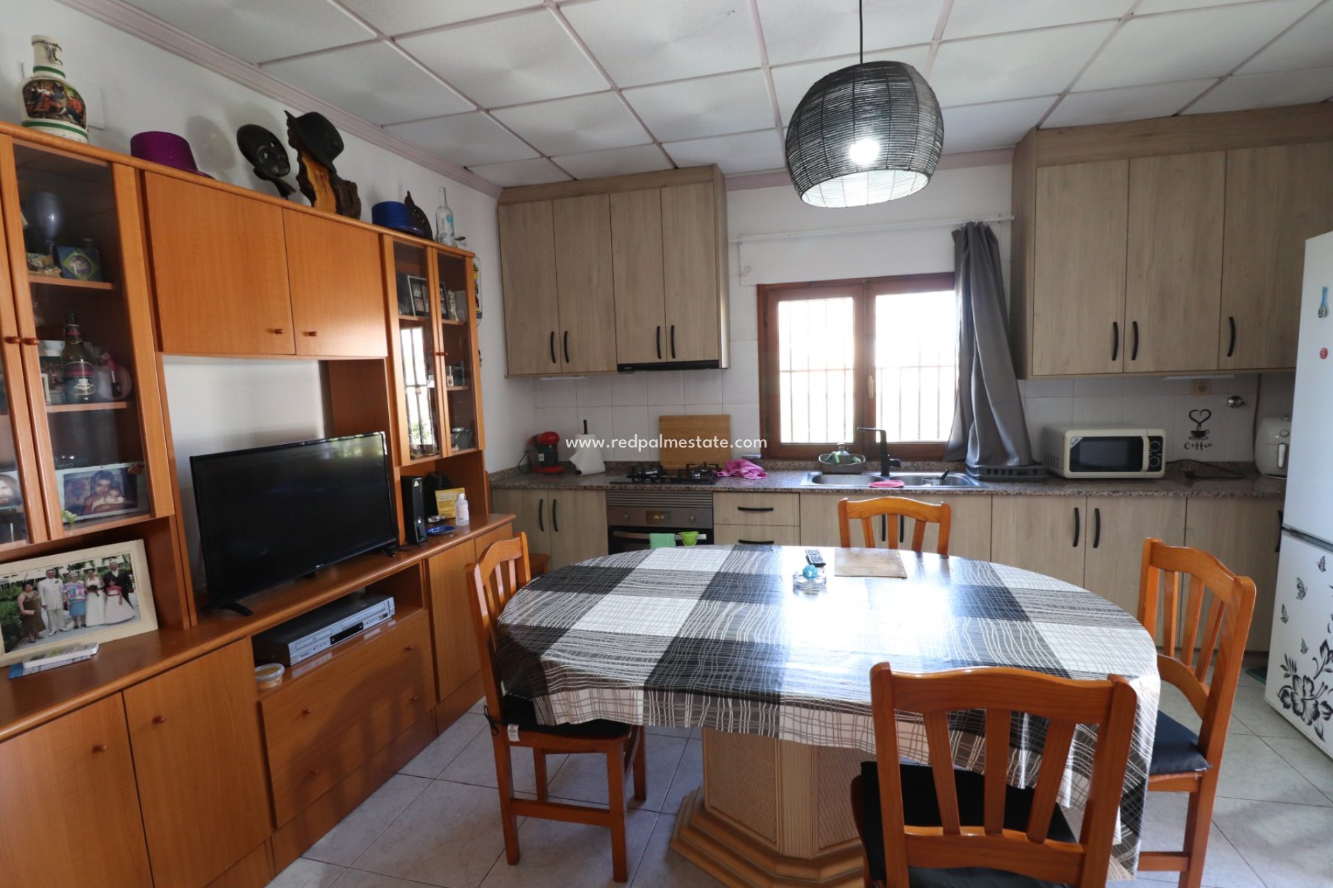 Resale - Town House -
Benijofar