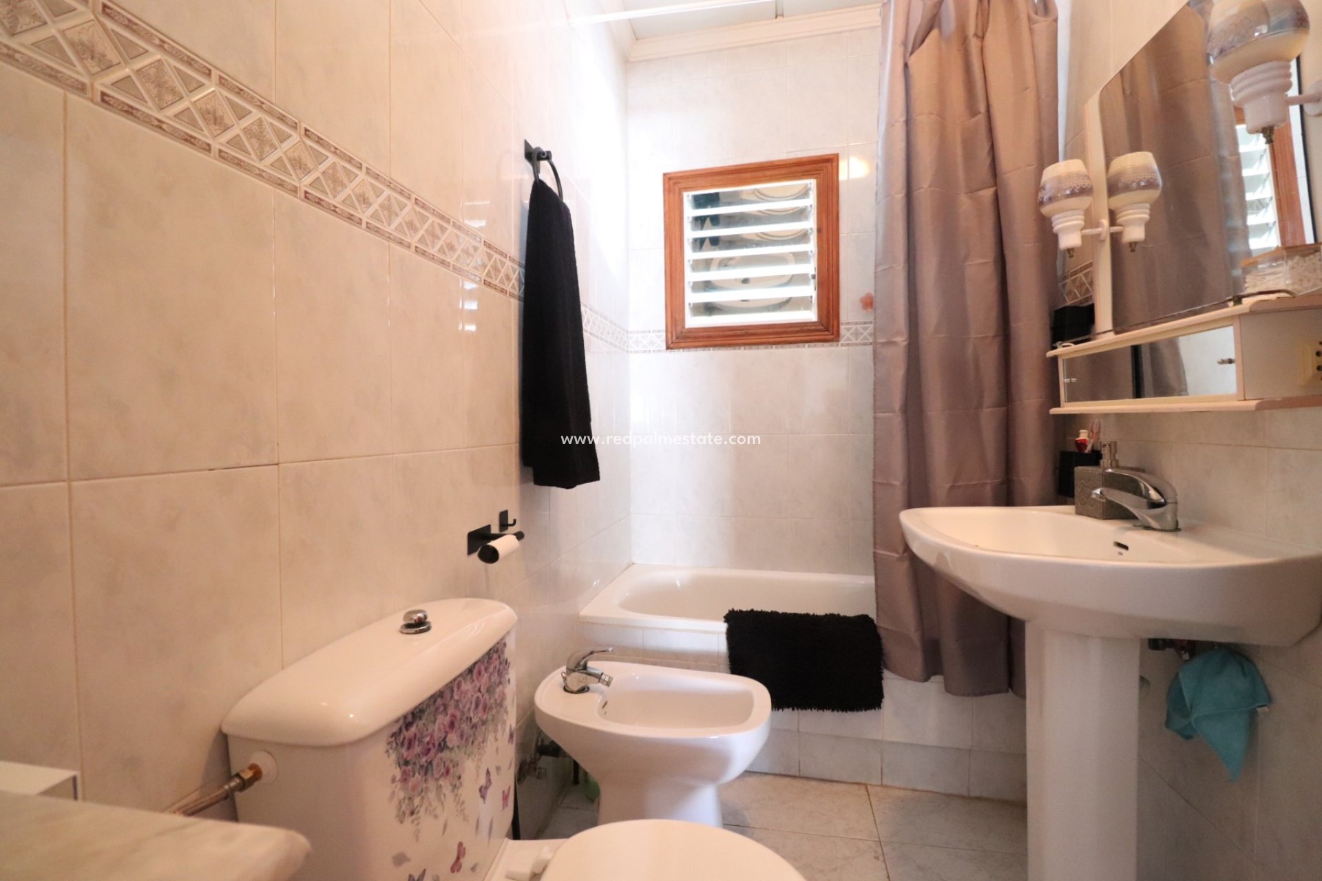 Resale - Town House -
Benijofar