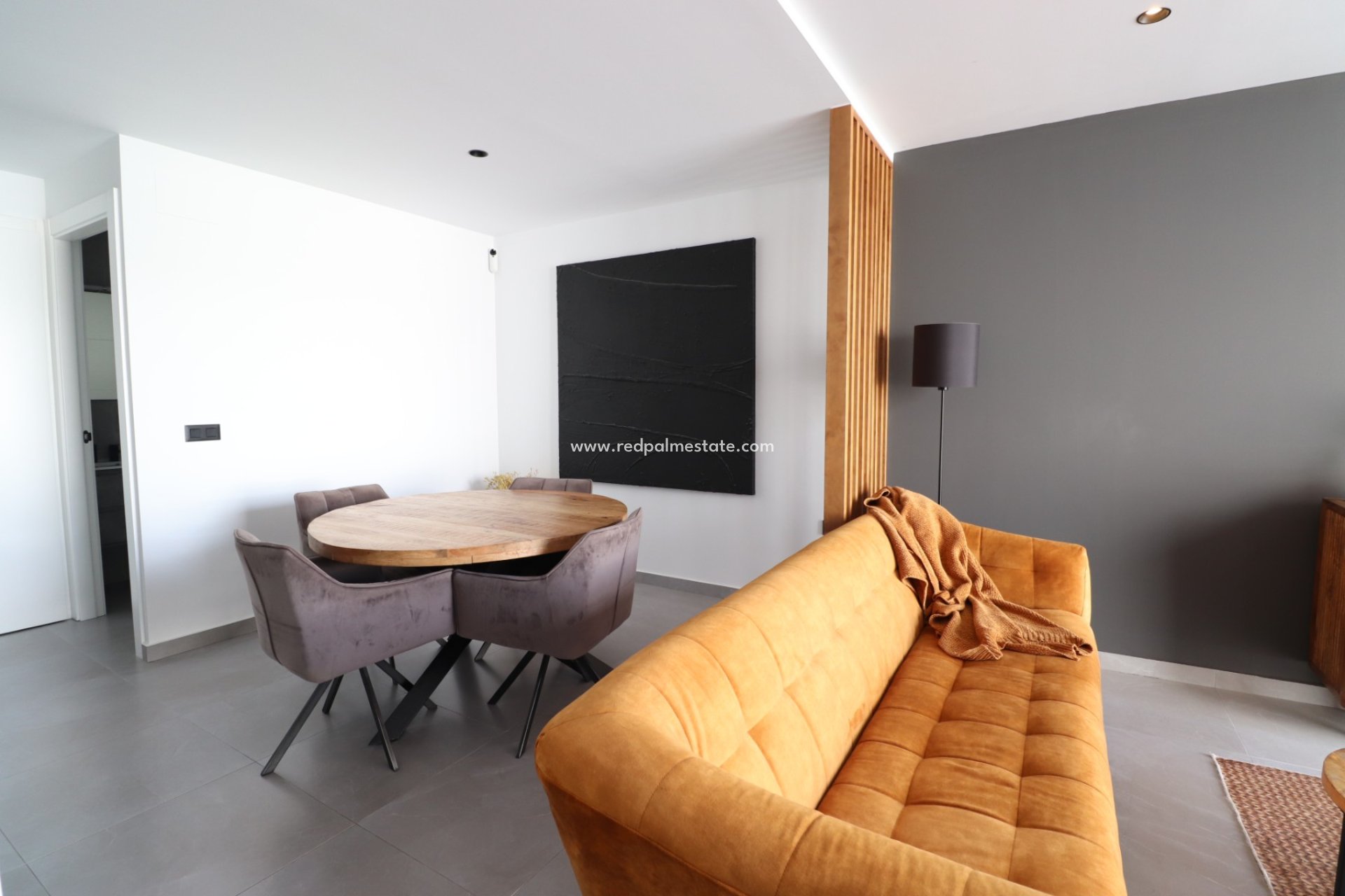 Resale - Town House -
Benijofar