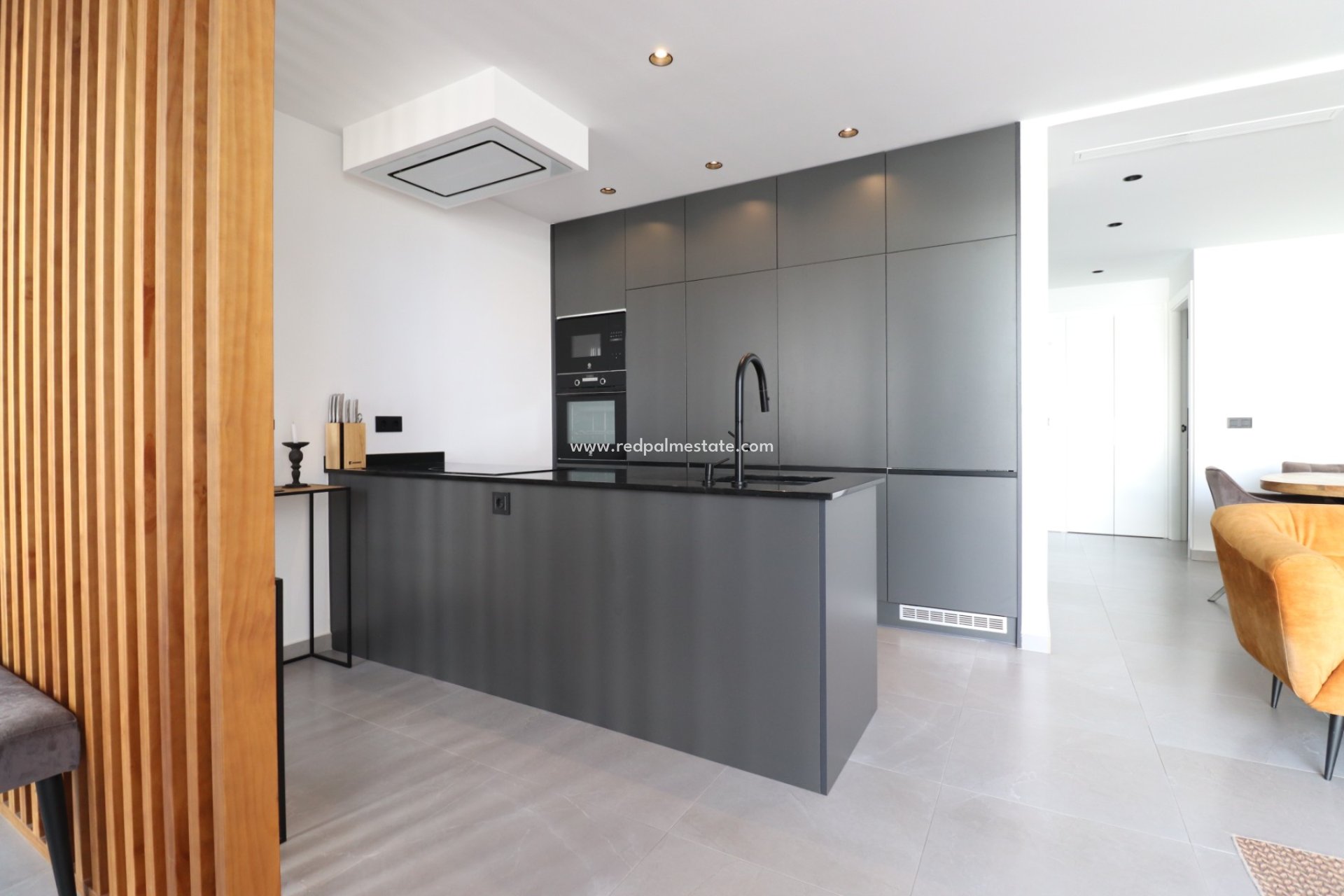 Resale - Town House -
Benijofar