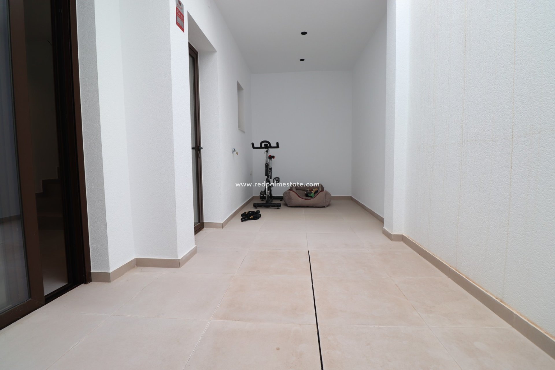 Resale - Town House -
Benijofar