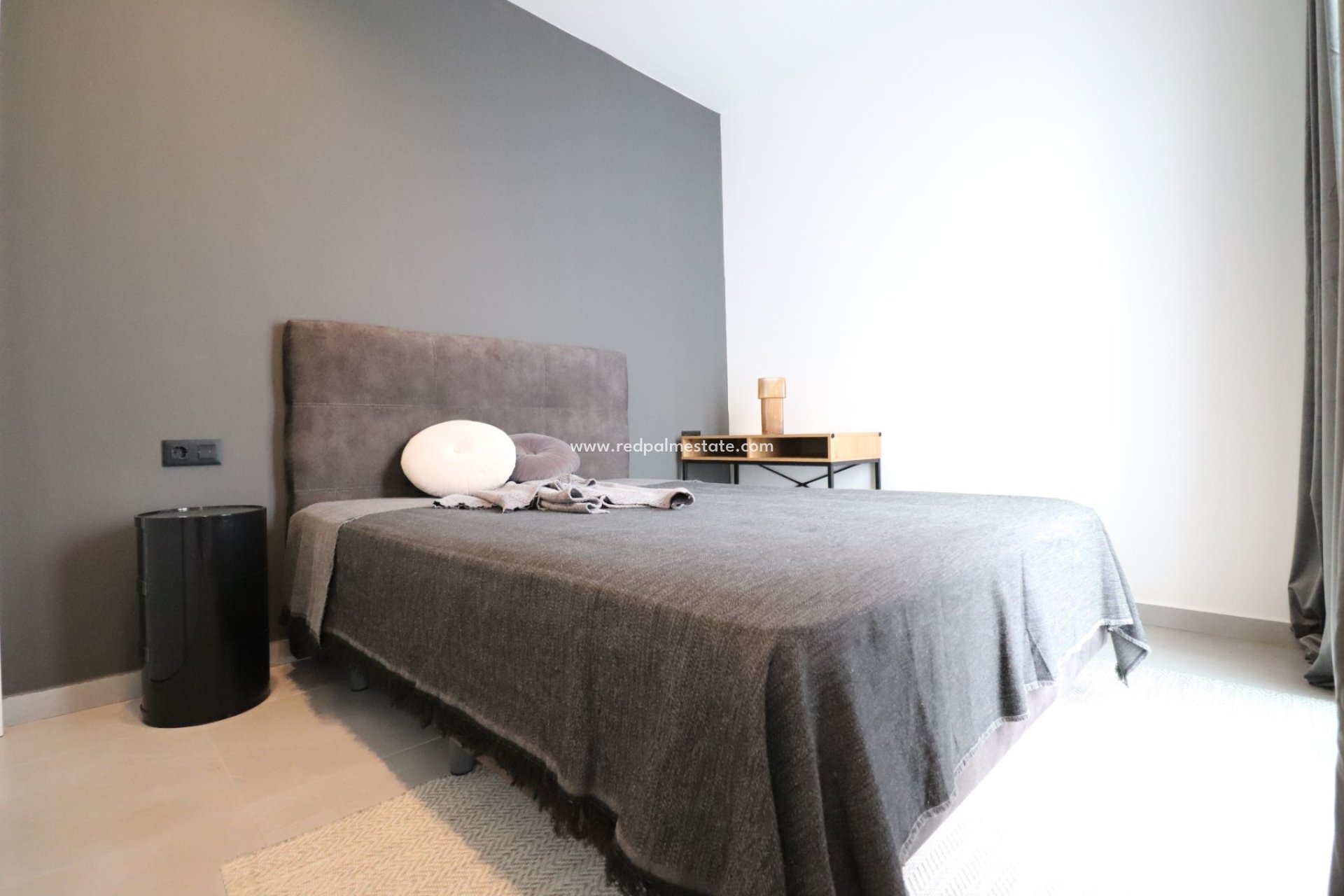 Resale - Town House -
Benijofar