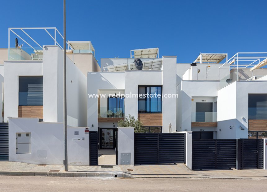 Resale - Town House -
Benijofar