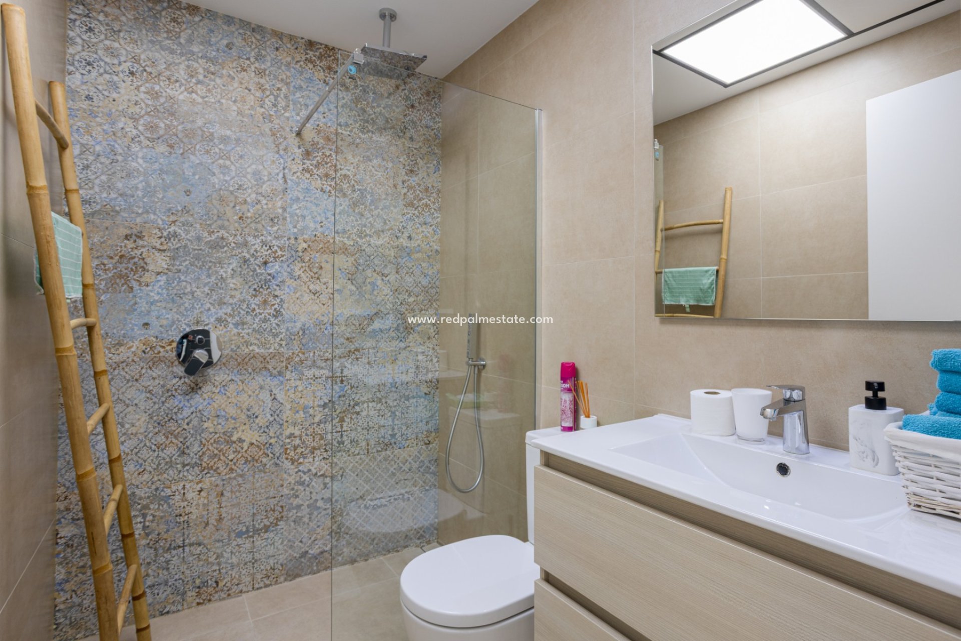 Resale - Town House -
Benijofar