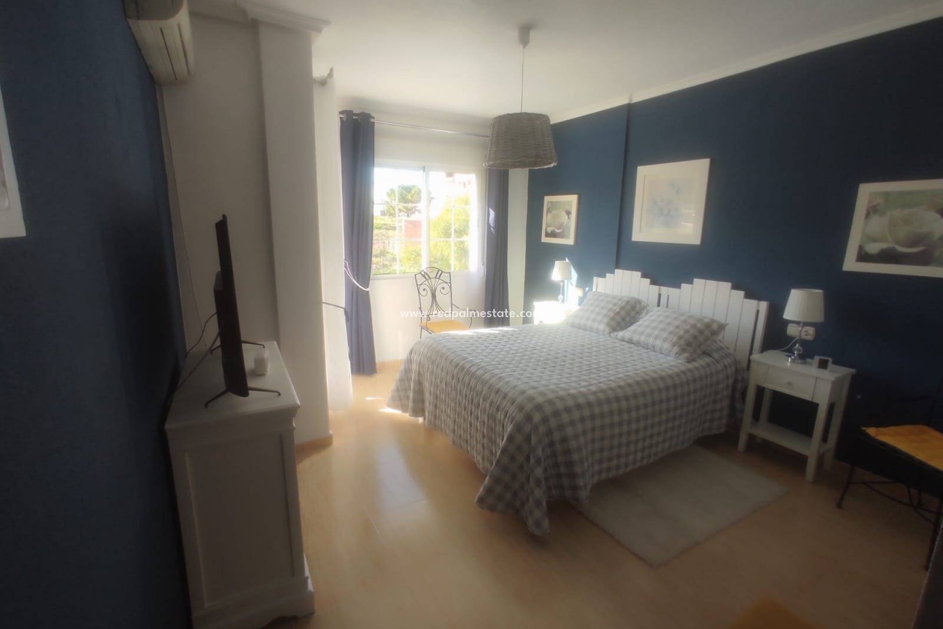 Resale - Town House -
Bigastro