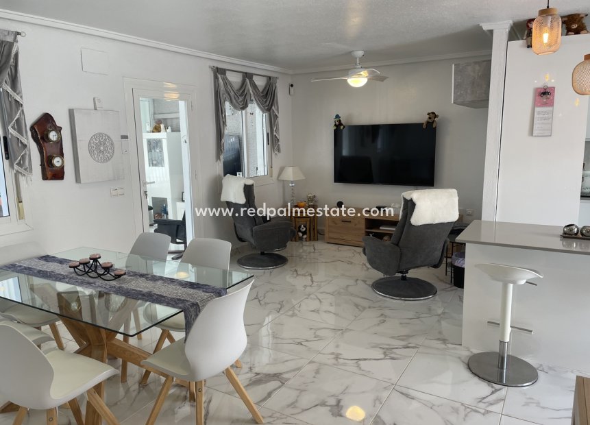 Resale - Town House -
Camposol - Inland