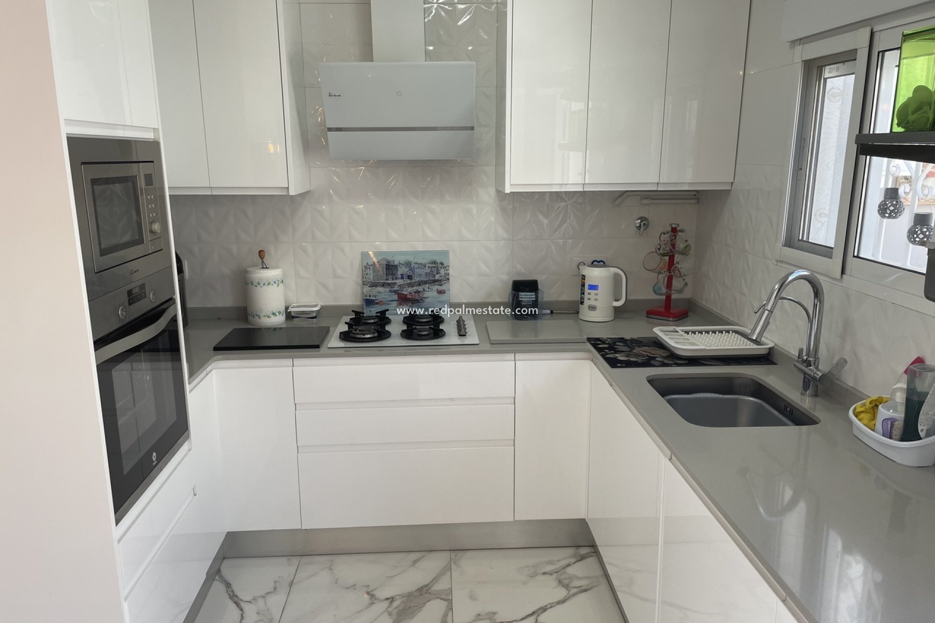 Resale - Town House -
Camposol - Inland