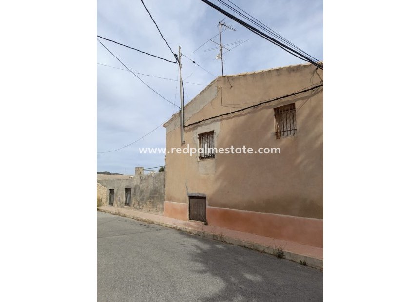 Resale - Town House -
Casas del Senor - Inland