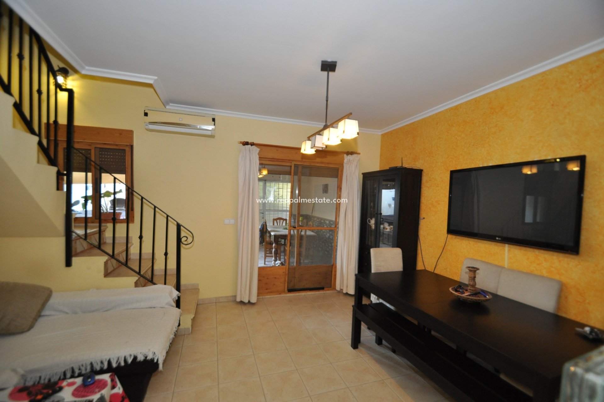 Resale - Town House -
Casas del Senor - Inland
