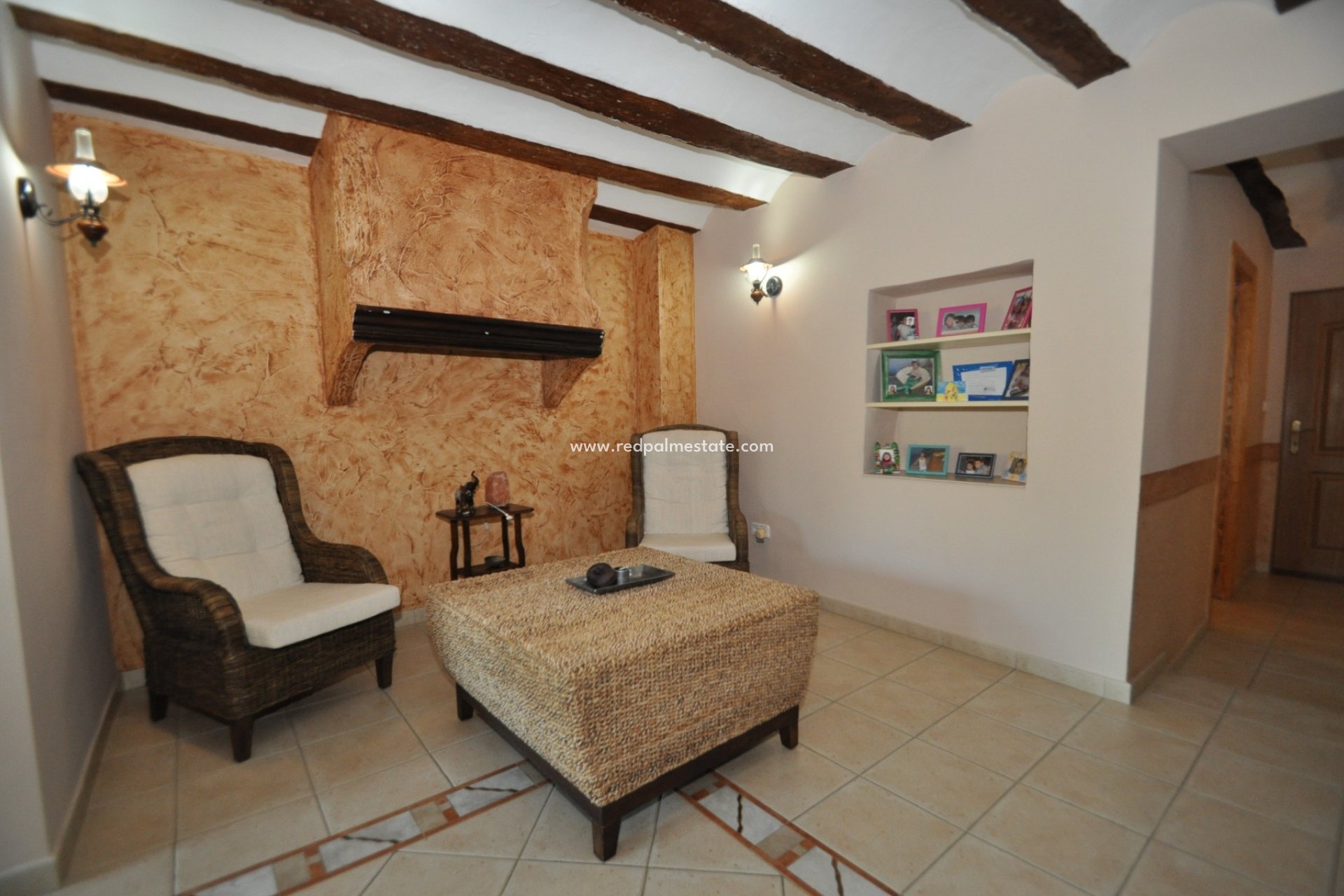 Resale - Town House -
Casas del Senor - Inland