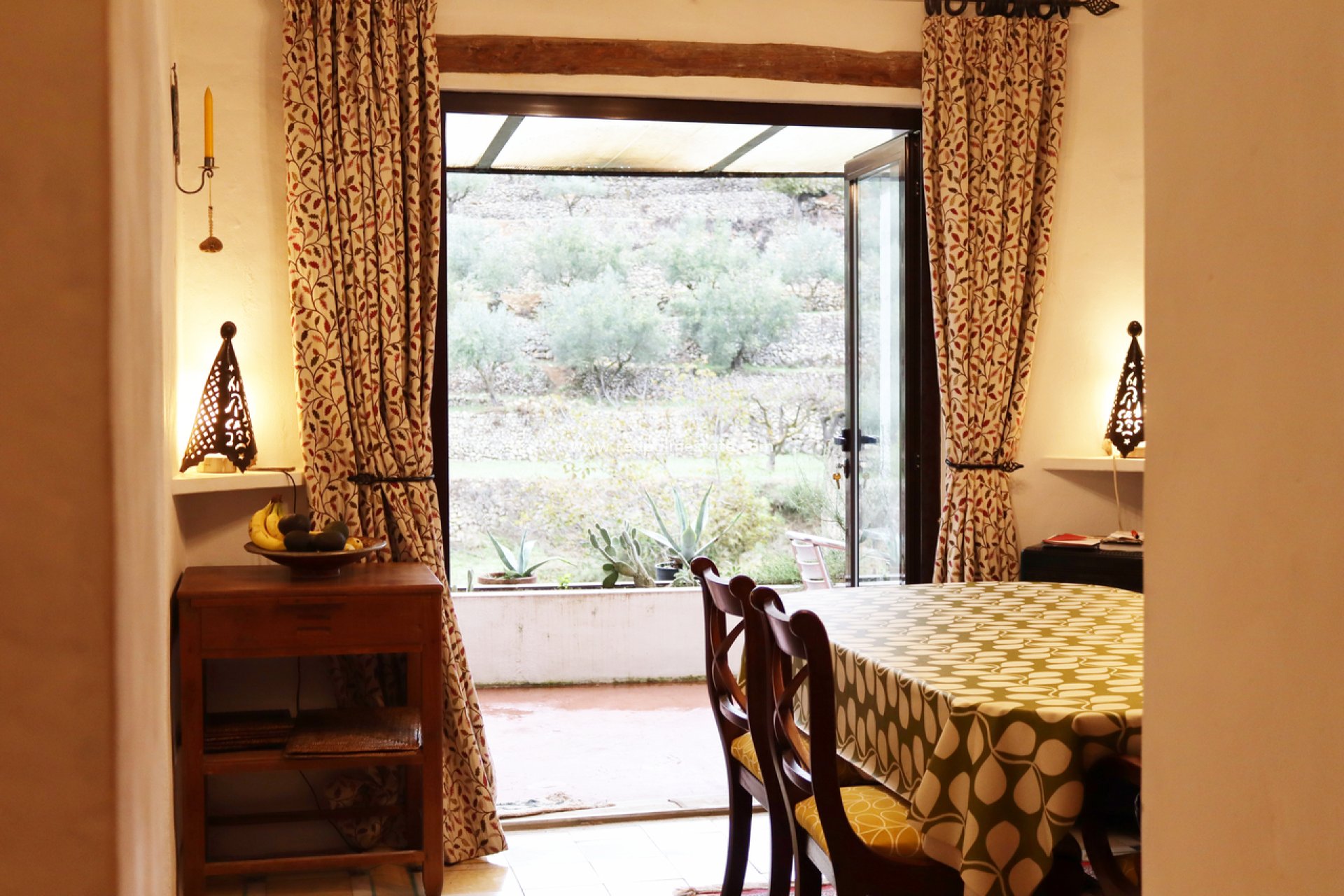 Resale - Town House -
Castell de Castells - Inland