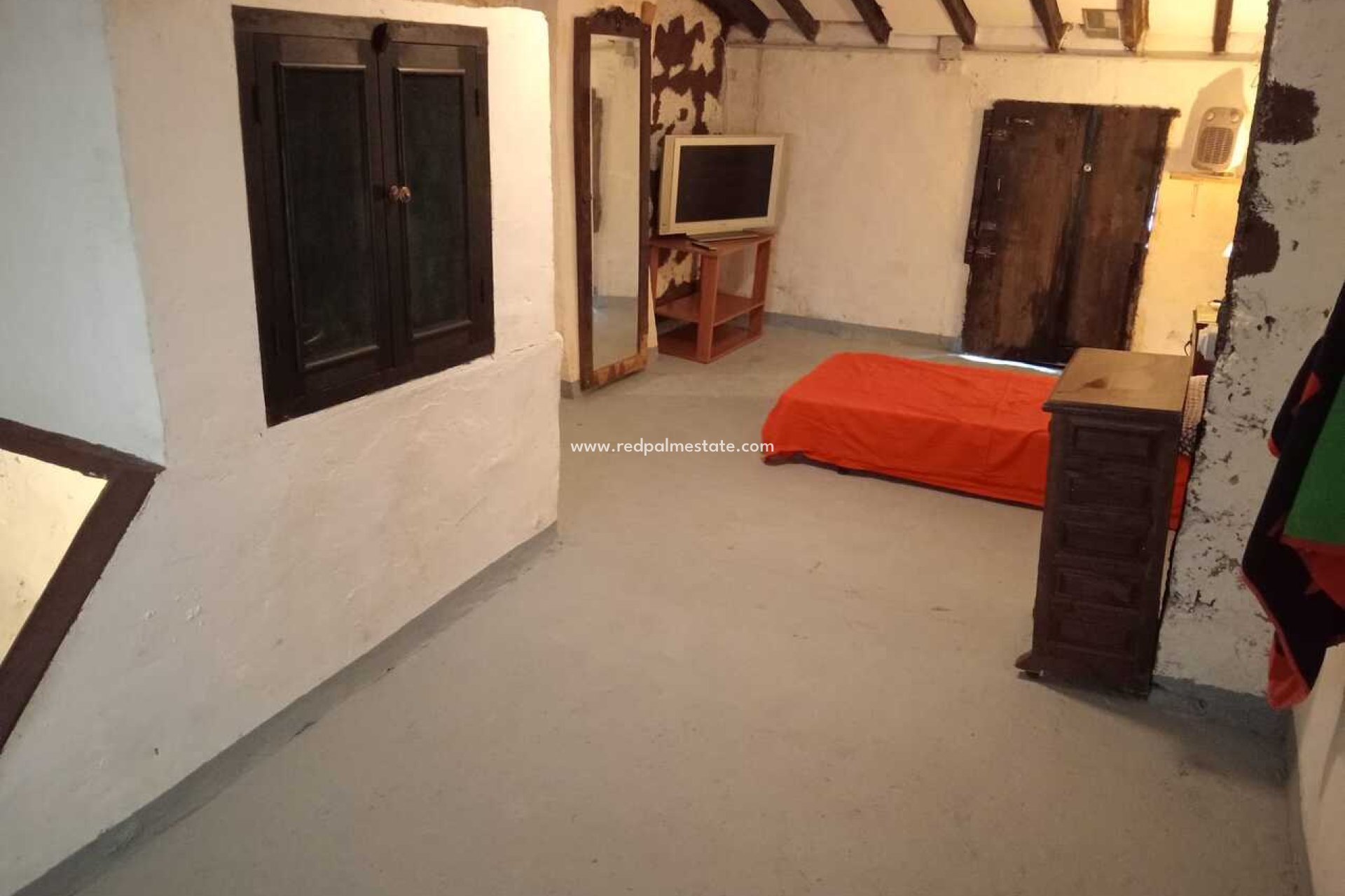 Resale - Town House -
Castell de Castells - Inland