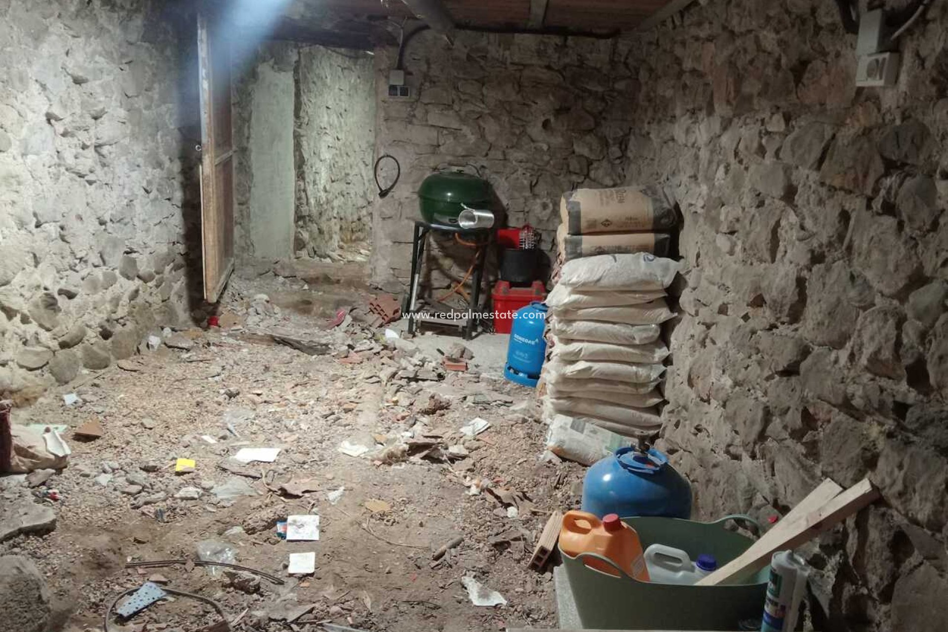 Resale - Town House -
Castell de Castells - Inland