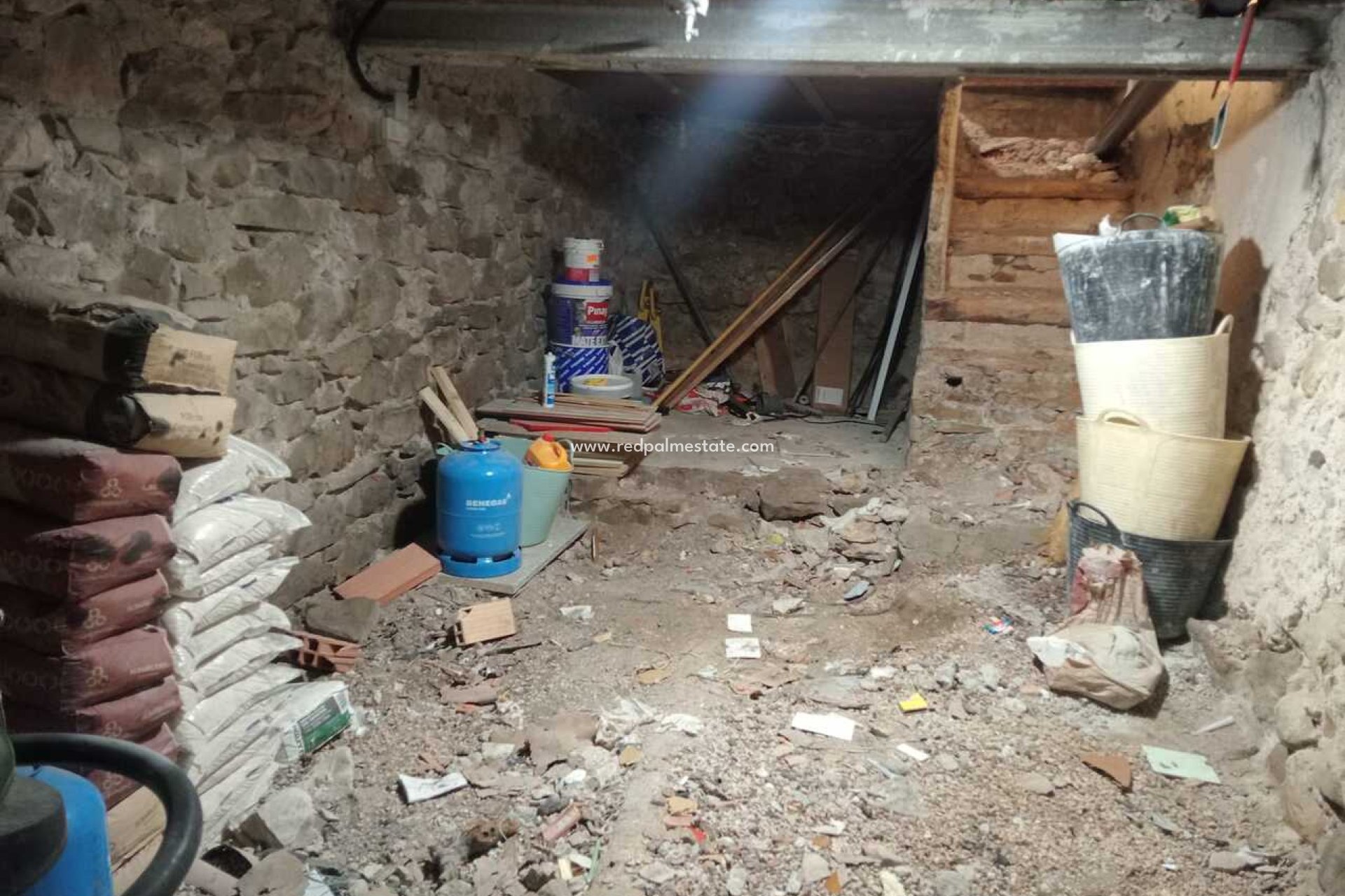 Resale - Town House -
Castell de Castells - Inland