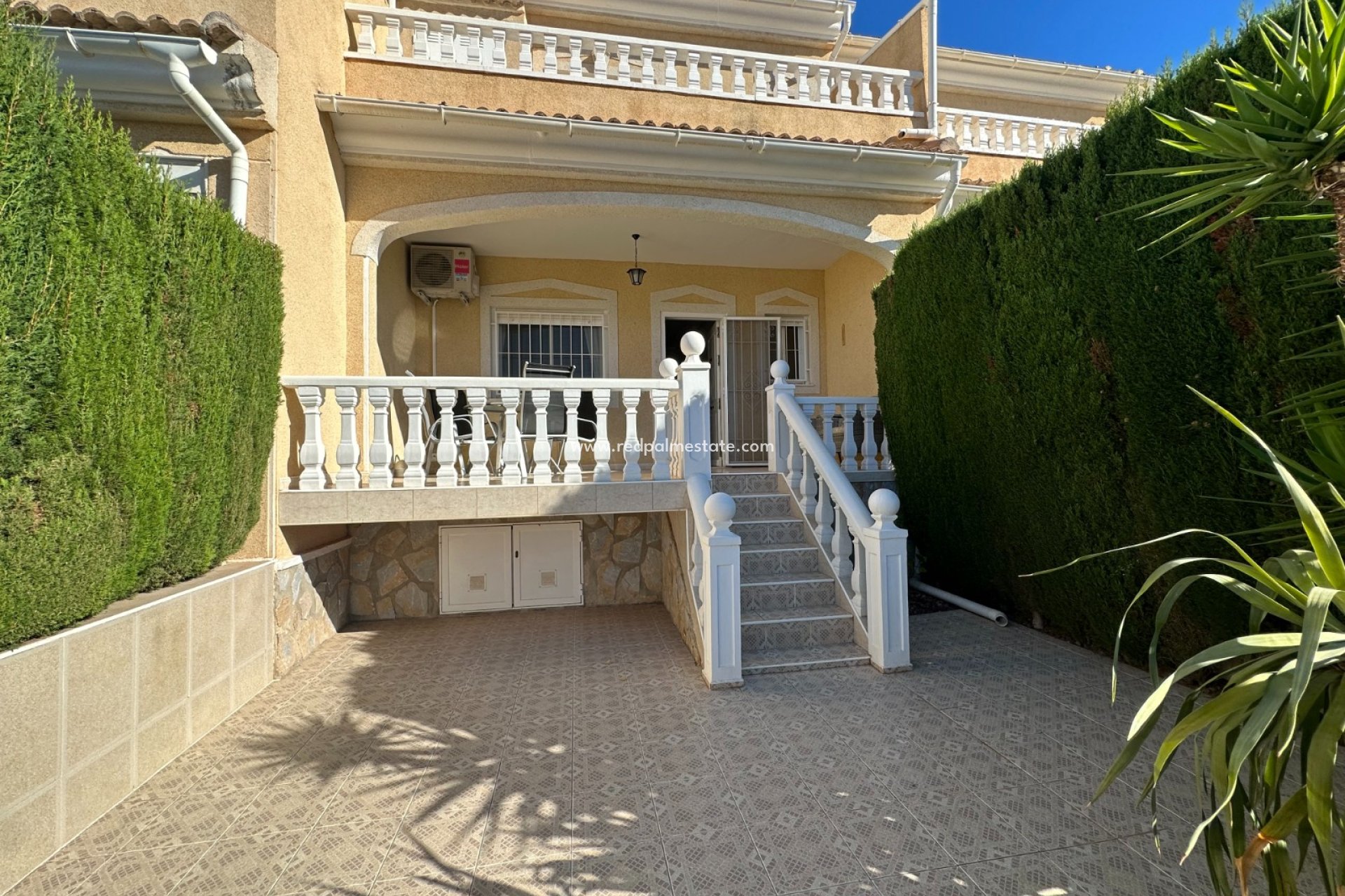 Resale - Town House -
Ciudad quesada - Costa Blanca