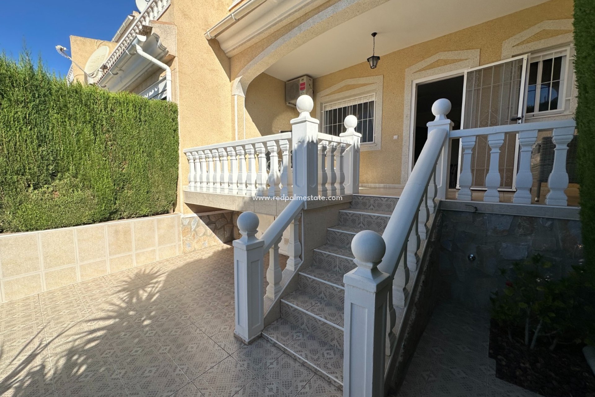 Resale - Town House -
Ciudad quesada - Costa Blanca