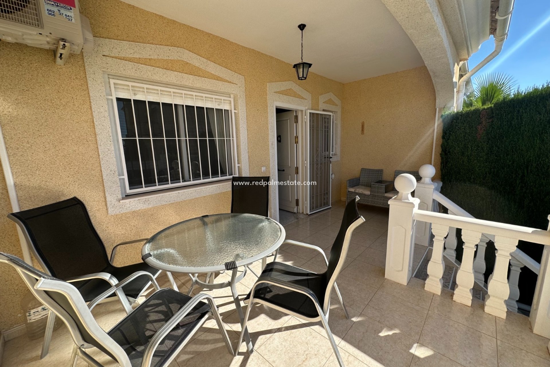 Resale - Town House -
Ciudad quesada - Costa Blanca