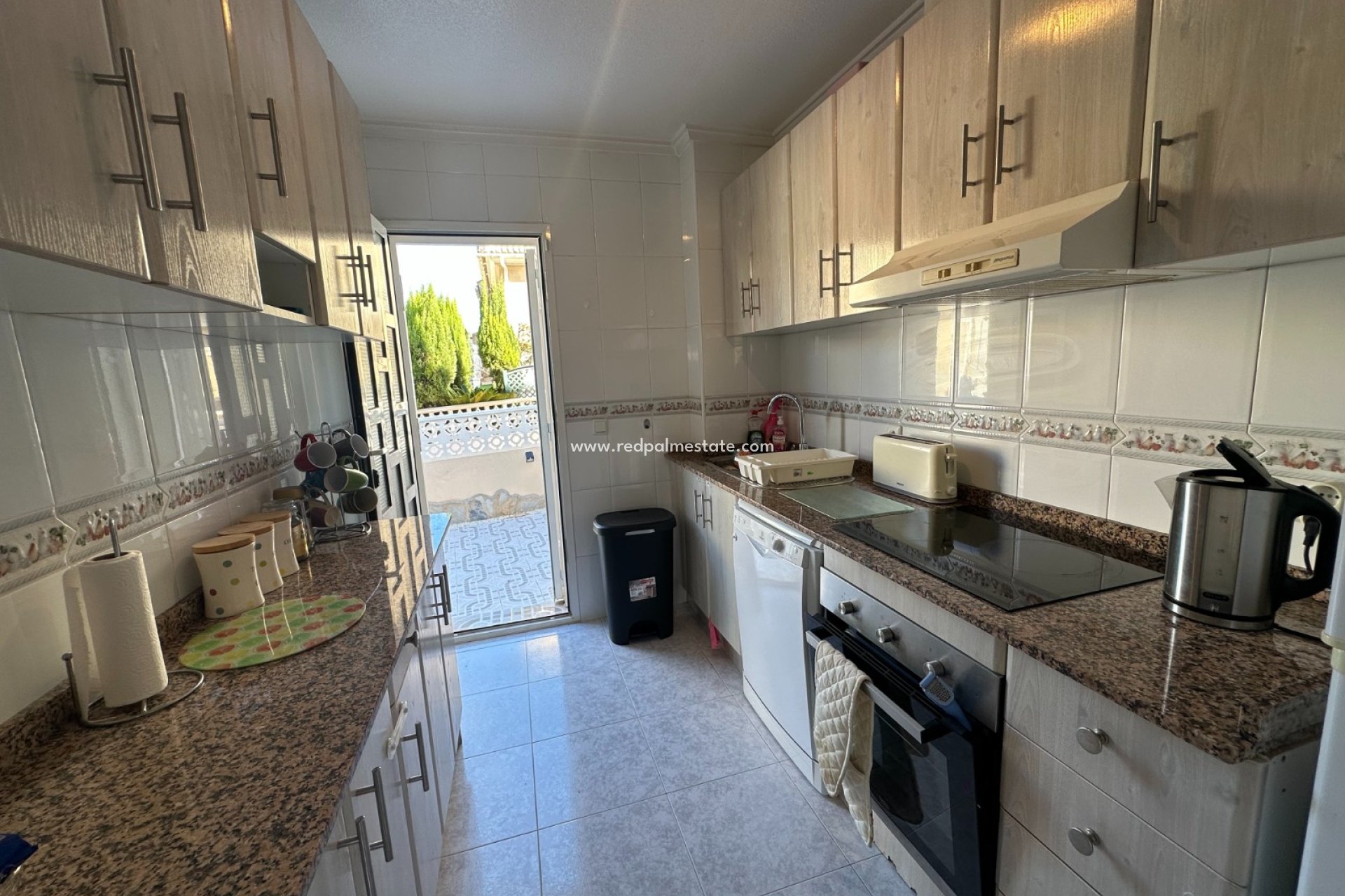 Resale - Town House -
Ciudad quesada - Costa Blanca