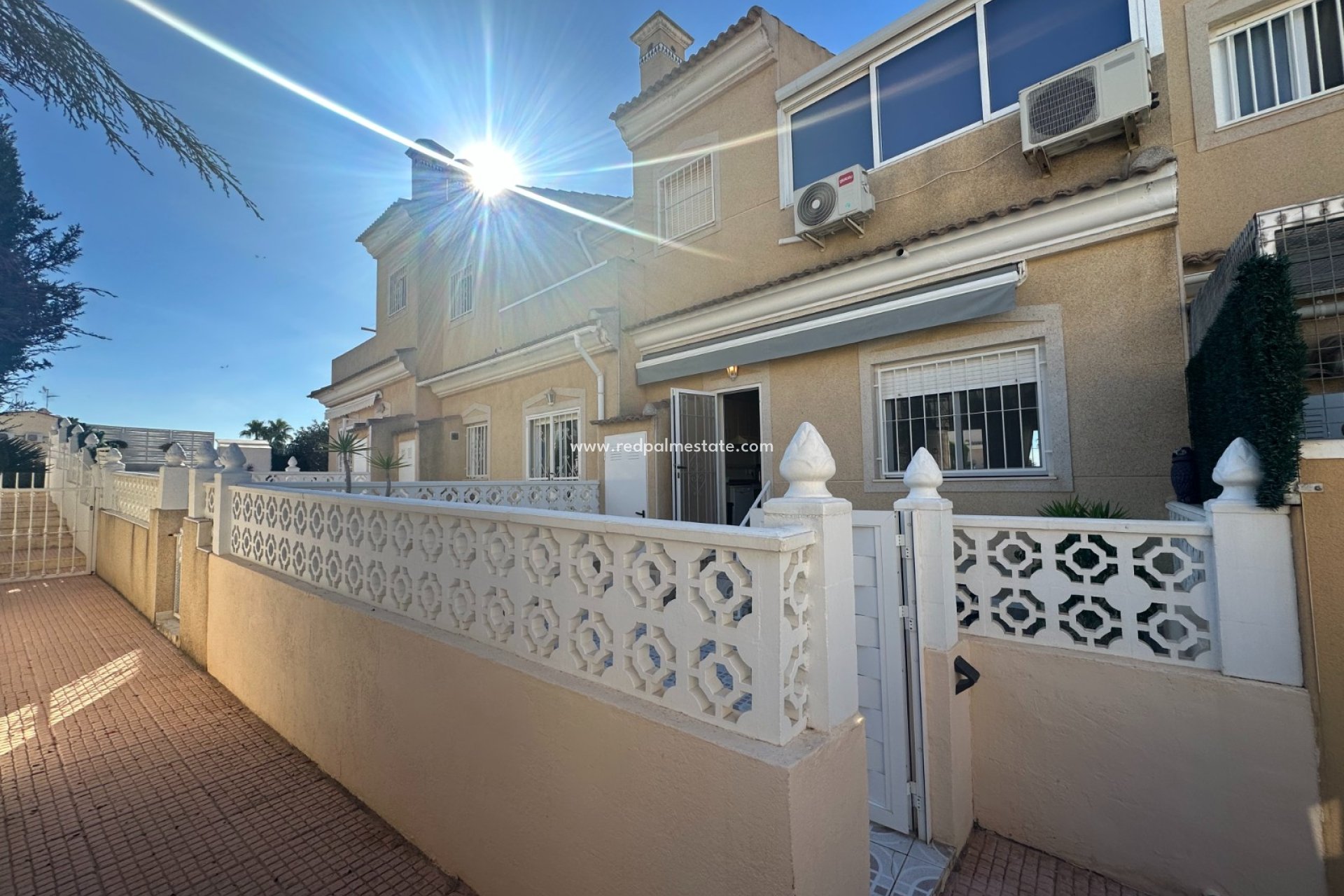 Resale - Town House -
Ciudad quesada - Costa Blanca