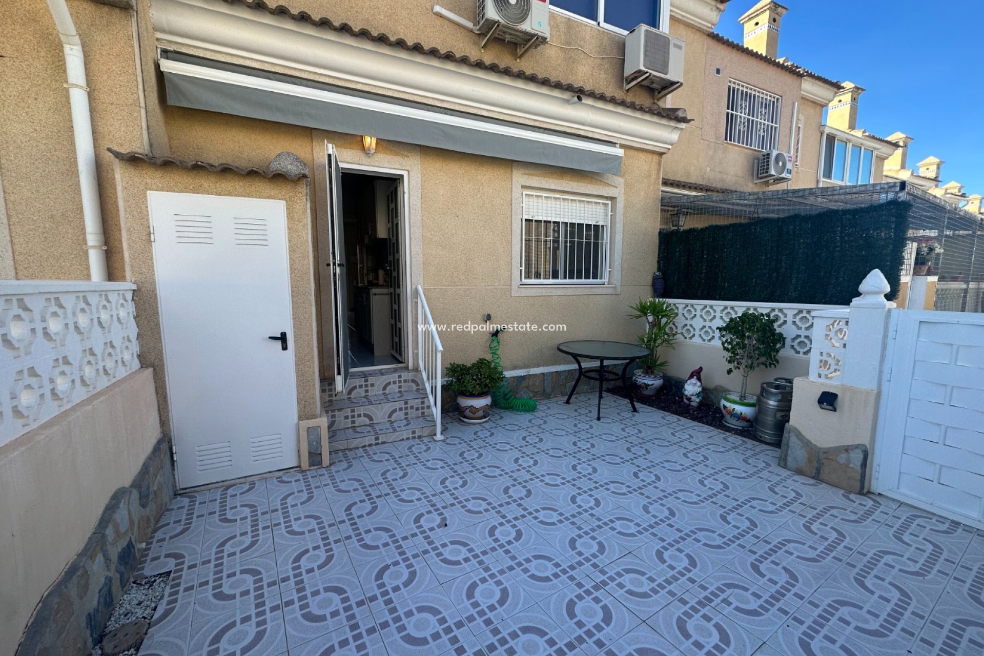 Resale - Town House -
Ciudad quesada - Costa Blanca