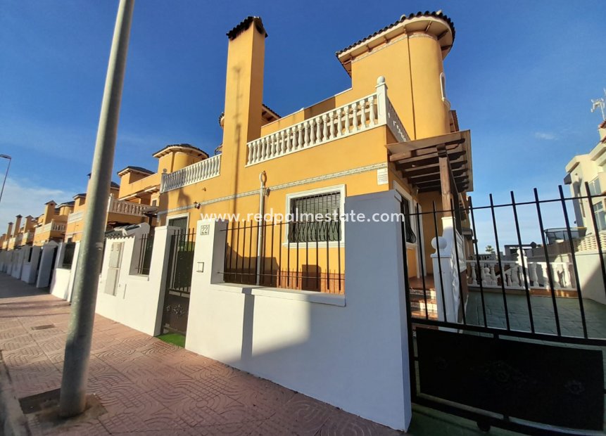 Resale - Town House -
Ciudad quesada - Costa Blanca