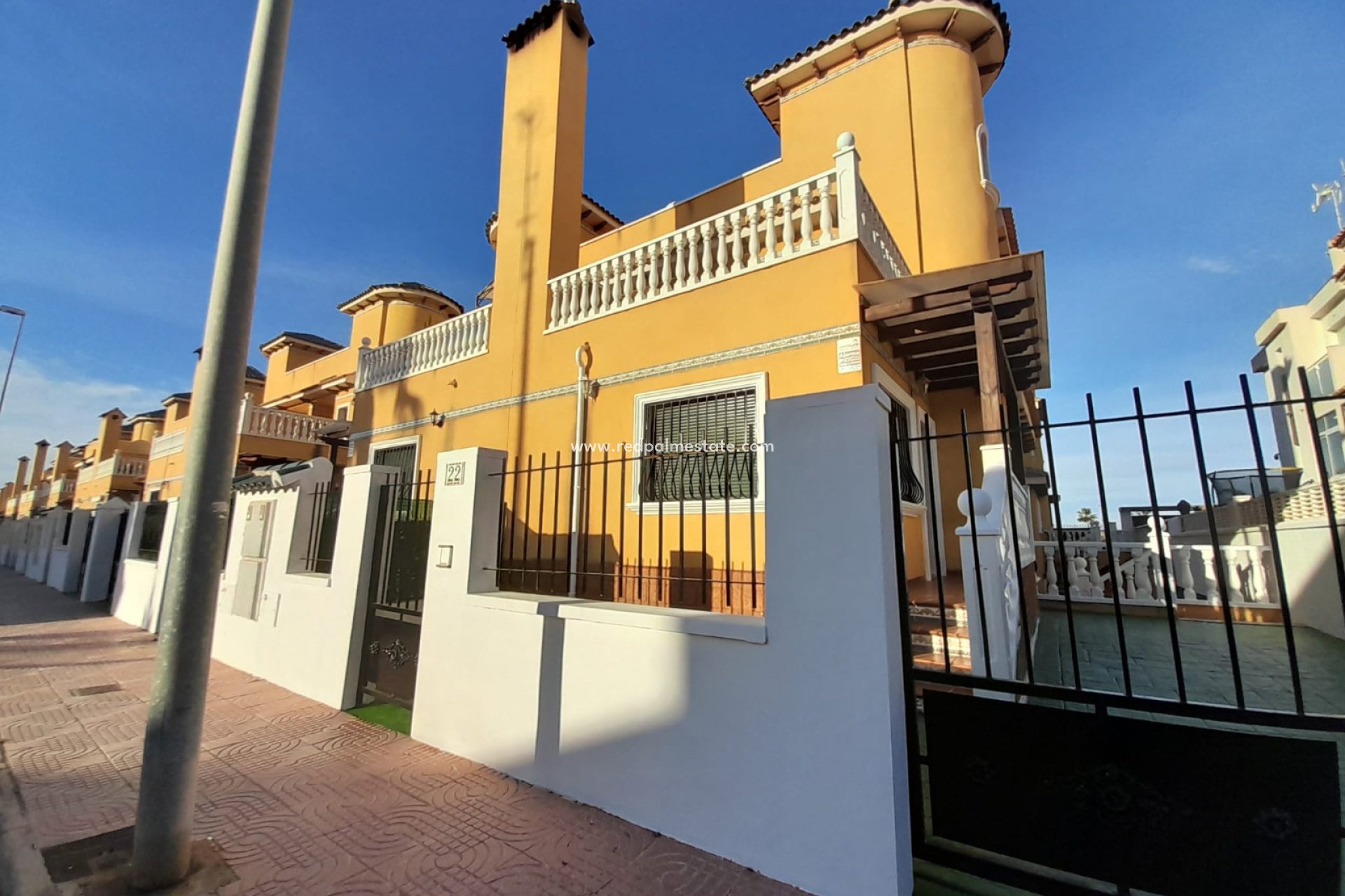 Resale - Town House -
Ciudad quesada - Costa Blanca