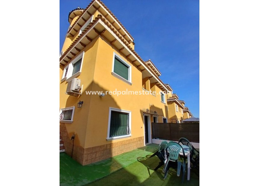 Resale - Town House -
Ciudad quesada - Costa Blanca