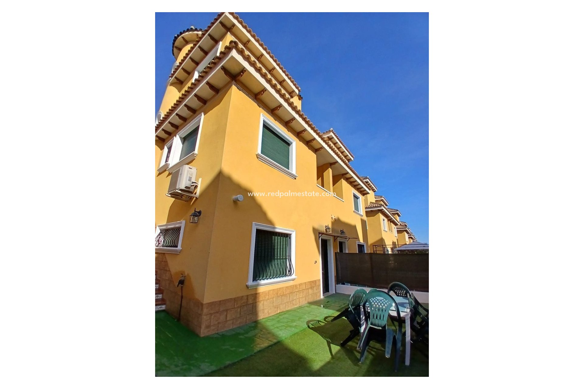 Resale - Town House -
Ciudad quesada - Costa Blanca