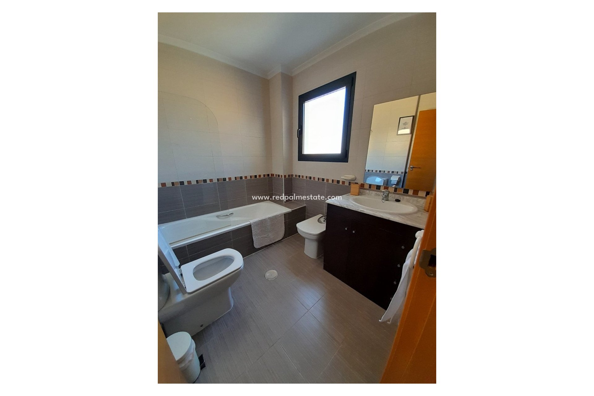 Resale - Town House -
Ciudad quesada - Costa Blanca