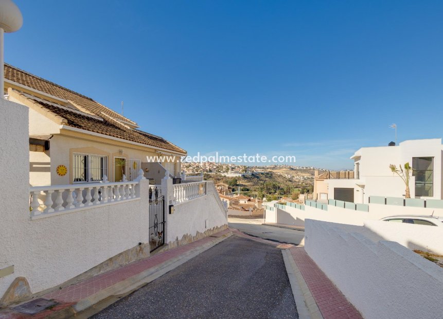 Resale - Town House -
Ciudad quesada - Costa Blanca